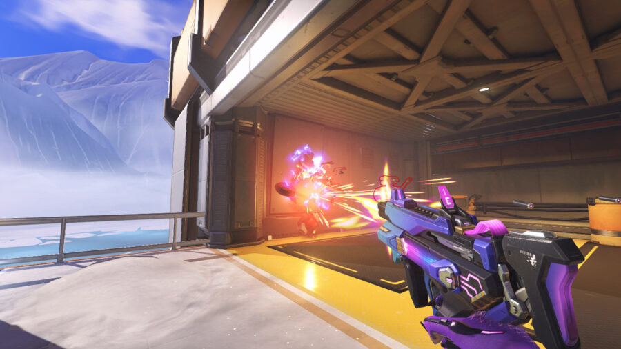 Sombra using her machine pistol