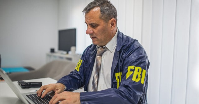 FBI Broadens Search for Missing Person by Adding “Reddit”