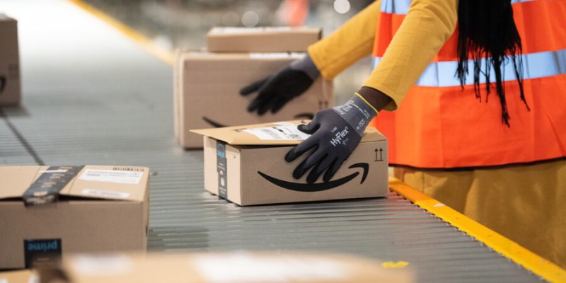 Group Outside Amazon Anthropologists Discover Tribe Deep Within Amazon Who Haven't Seen ...