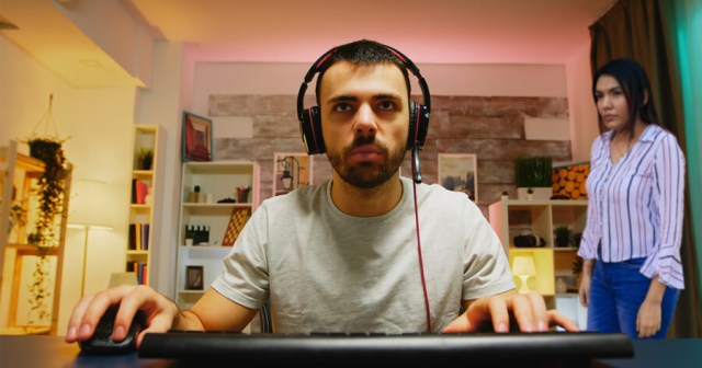 Is Your Boyfriend Talking to You or the People in His Headset?