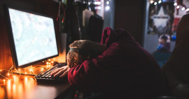 Reviewer Who Tore Through 80 Hour Game in a Week Finds It a Bit Repetitive