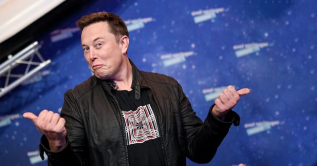 SpaceX Unveils Plan to Launch Flight Attendant on Immediate One Way Mission to Mars