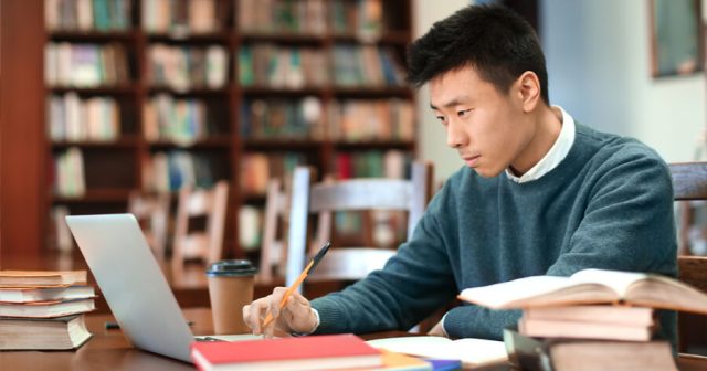 College Freshman Who Thinks He’s Killing It in Class Has No Idea All His Classmates Are Bots