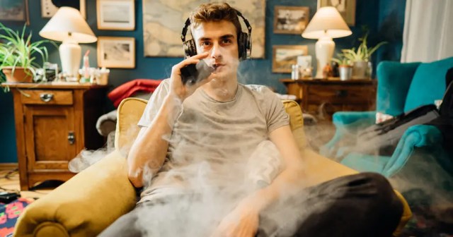 Guy Who Smoked a Bunch of Weed Before Playing Favorite Game in No Condition to Deal With Required Driver Updates