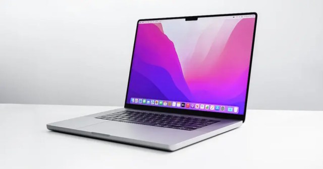 Leak Reveals New MacBook Will Have -1 USB Ports