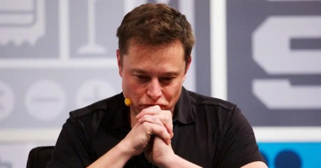 Elon Musk Insists Fire Spreading on Fourth Floor of Twitter HQ Not as Bad as Press Making It Out to Be