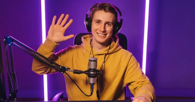 Poignant Video Essay Discredited by YouTuber’s Super Annoying Voice