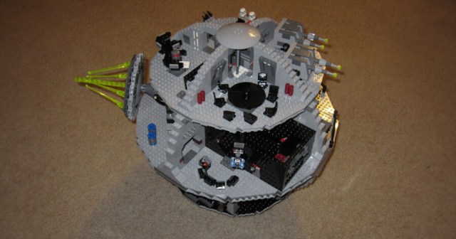 Little Brother Exploits Major Design Flaw in LEGO Death Star By Dropping It on the Fucking Ground