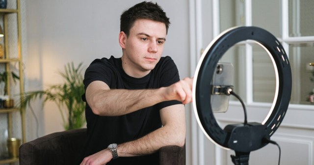 YouTuber Starting to Think 7-Hour Video Essay Going to Take Longer Than 7 Hours to Produce