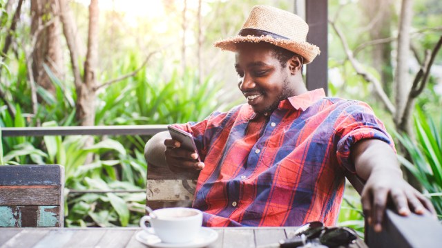 Gamer Spends Most of First Date Googling How to Get Best Ending