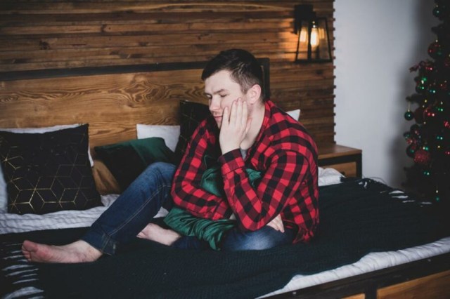 10 Tips for Fighting Seasonal Depression and Ultimately Failing Like You Do at Everything Else