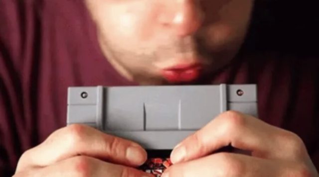 Sole Remaining Twitter Engineer Successfully Blows on Cartridge Then Plugs Server Back In