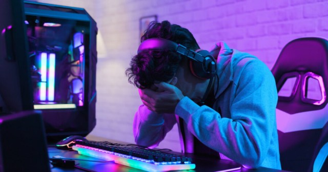 Gamer Too Hungry to Sleep, Too Tired to Eat, Just Miserable Enough to Solo Queue Ranked