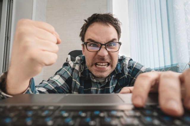 Gaming YouTuber Takes on the Woke Mob by Screaming Into Webcam Until He Passes Out