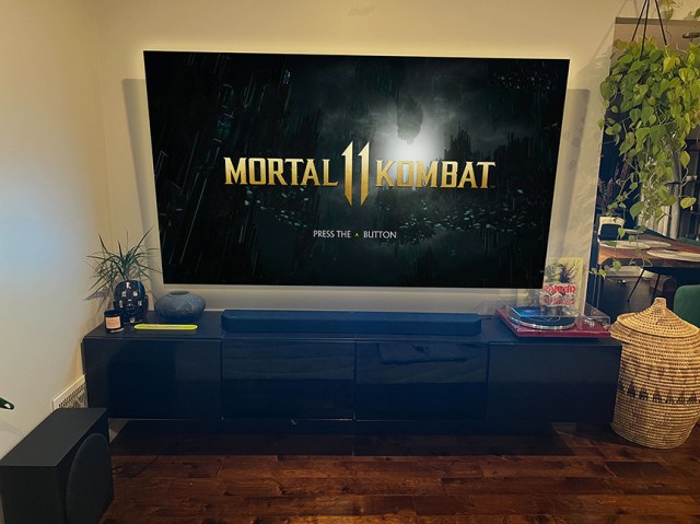 REPORT: Visiting Friend Doesn’t Suck at Mortal Kombat, Just Used to Smaller TV