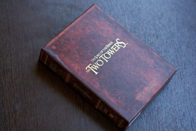 Lord of the Rings Fan Can’t Wait to Explain How Viggo Mortensen Actually Murdered 26 Extras in This Scene