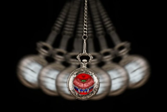 Hypnotist Gets Doom to Run on Volunteer’s Mind