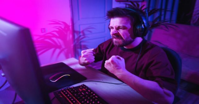 Thank Christ: This Dipshit Streamer Has Political Views So I Don’t Have To