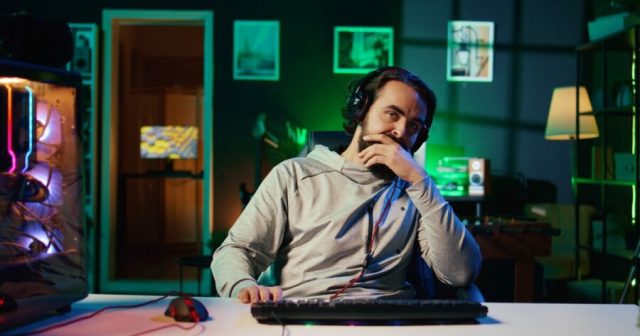 Free Speech Defender Demands Game Journalists Be Silenced