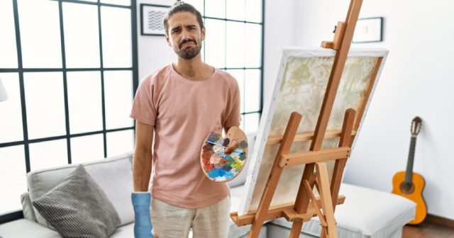 Henchman Who Is Only Working for Penguin Until His Art Career Takes Off Gets Painting Hand Shattered by Batman