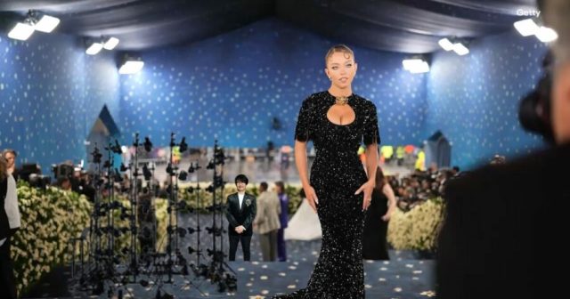 Hideo Kojima Brings Scanner To MET Gala